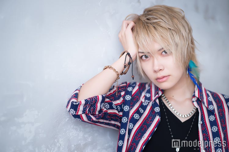 イケメン女子 ルウトの問答 メイクのこだわり スタイルキープ法 恋愛観は バッグの中身も公開 モデルプレス イケメン女子 ルウトの問答 メイクのこだわり スタイルキープ法 恋愛観は バッグの中身も公開 モデルプレス