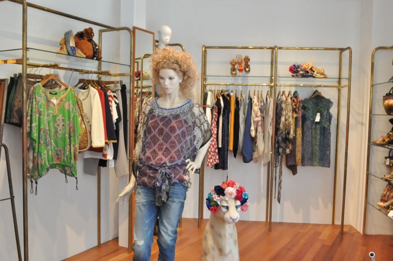 「アナザーエディション 原宿本店」店内風景