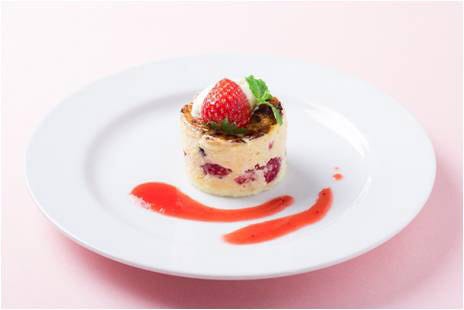 「とちおとめのクリームブリュレ」店舗名:イルフォルノ(2F)、価格650円(税込)、ドルチェセット1,100円(税込)/画像提供:JA全農とちぎ