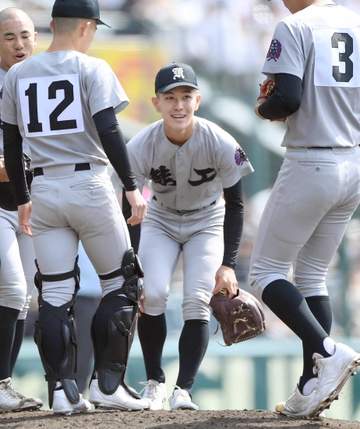 熊本工・山岡 ライバルと果たした再会の約束、続きは夏へ 試合中に何度も感じた視線「慶二がチラチラと」