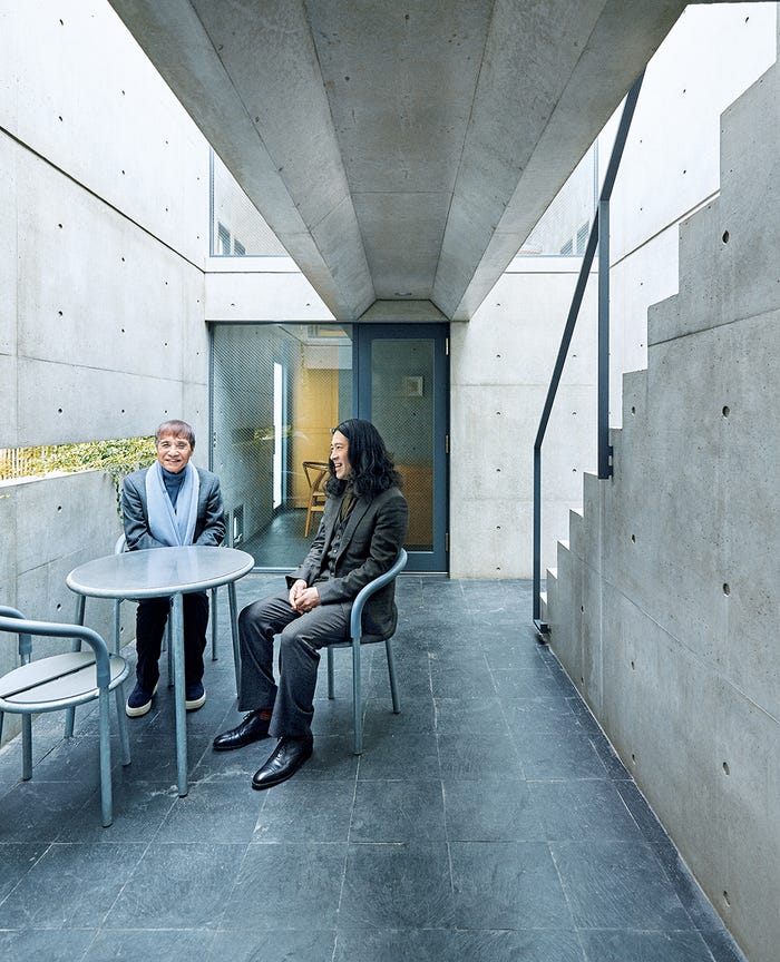 安藤忠雄、又吉直樹「Casa BRUTUS」2021年5月号/photo_小川真輝(C)マガジンハウス