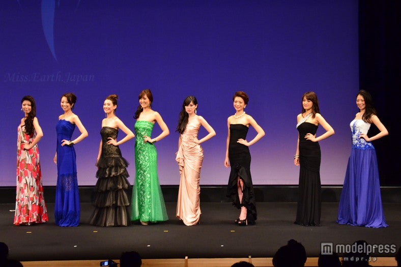 「2013ミス・アース・ジャパン　日本代表選考会」審査風景