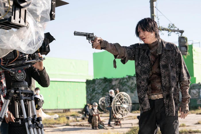 桜田通/メイキングカットより(C)麻生羽呂・小学館/ROBOT