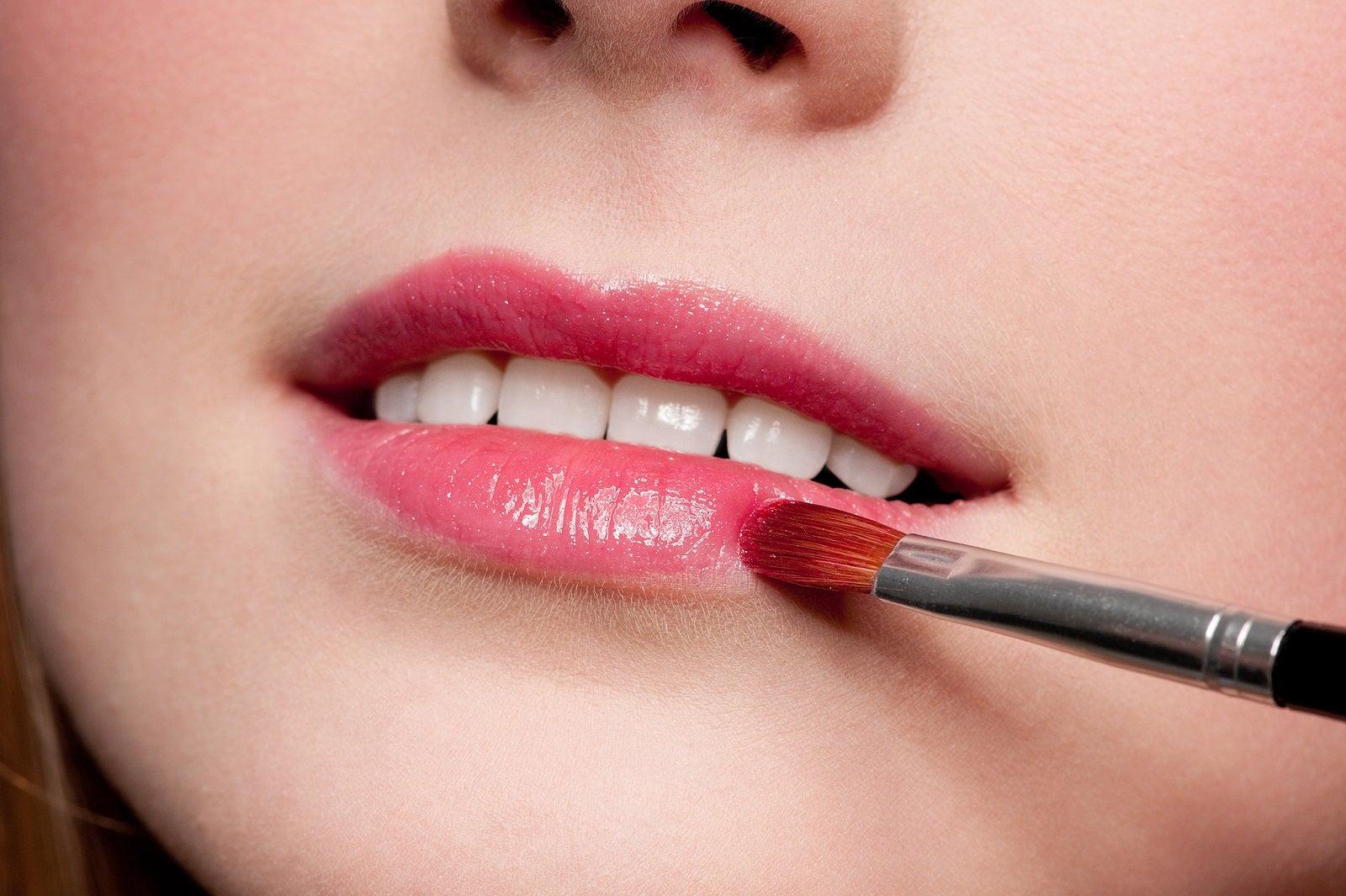 油っぽい唇の人とは、誰だってキスしたくなくなるもの（Photo by Markin）