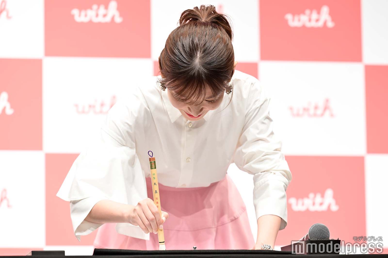 （C）モデルプレス