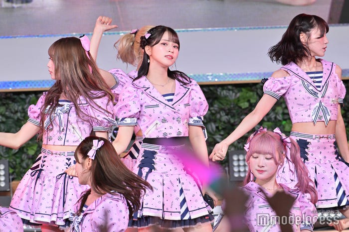 =LOVE(C)モデルプレス