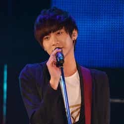 ソン・スンヒョン(ギター&ボーカル)