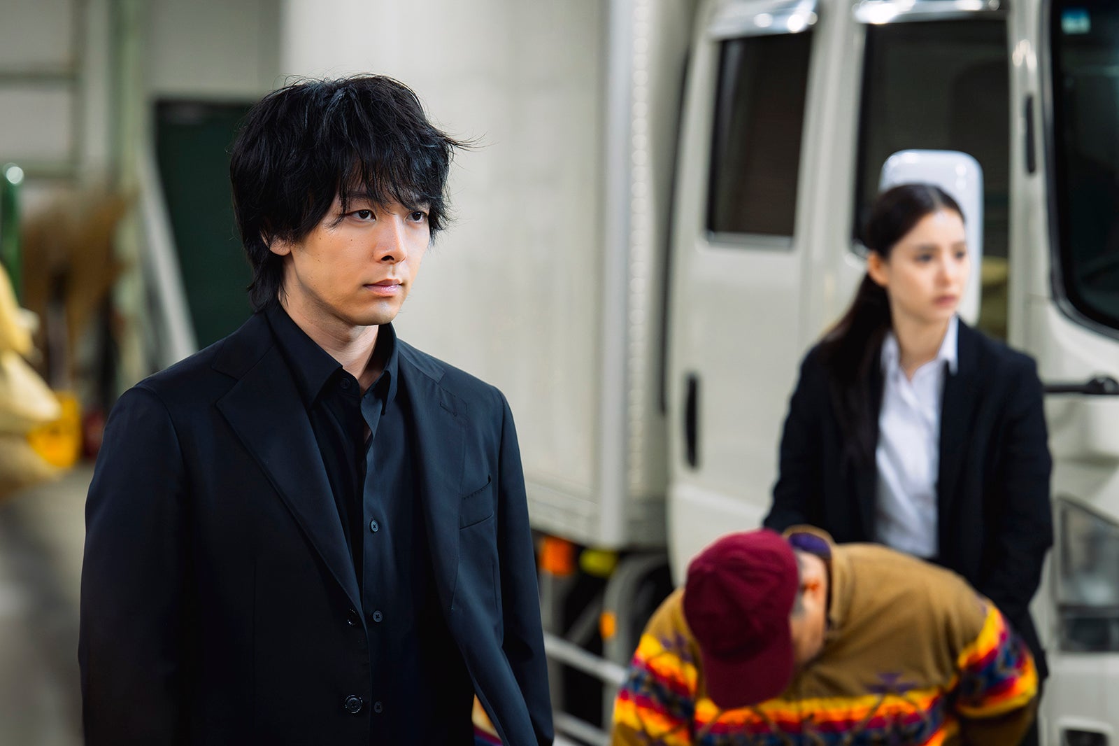 中村倫也、新木優子「DOPE 麻薬取締部特捜課」第3話（C）TBS