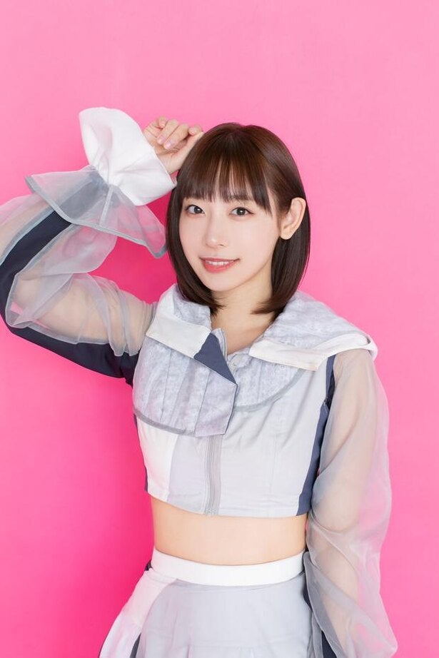 ババババンビ 水湊みお 黒木ひかりとのラブラブ 制服shot に反響 モデルプレス