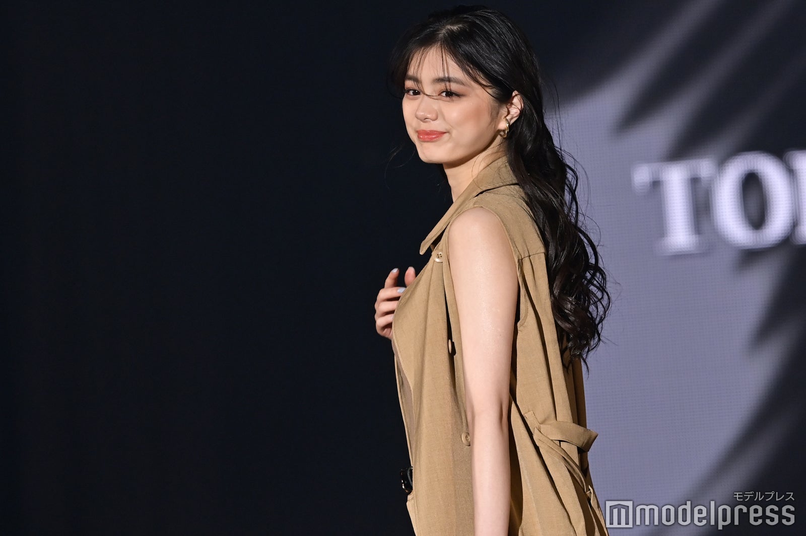 紺野彩夏（C）モデルプレス