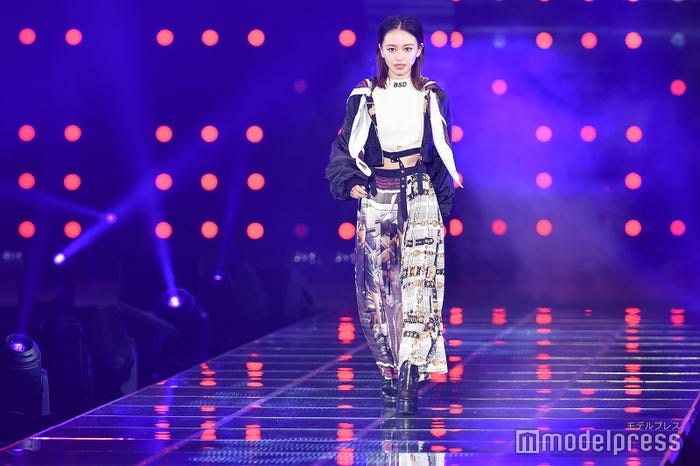 山本舞香(C)モデルプレス