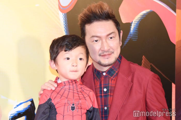 息子の小川陽喜くん、中村獅童(C)モデルプレス