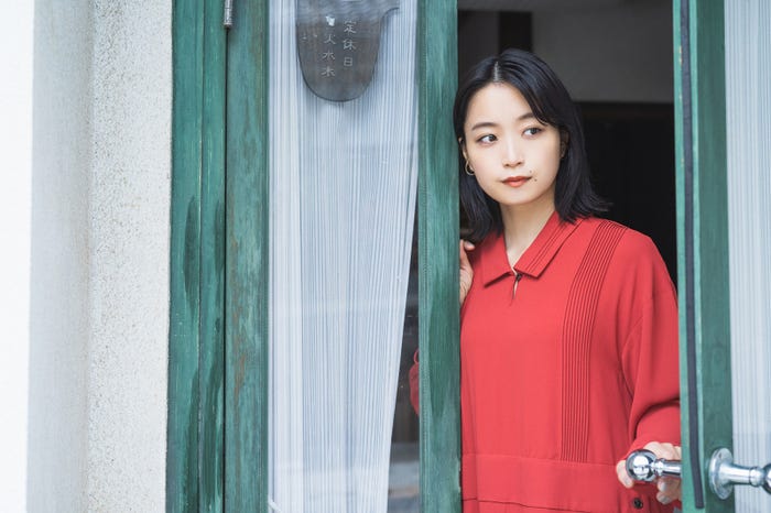 深川麻衣(C)KADOKAWA(C)テンカラット PHOTO/MAKINO SHOTA