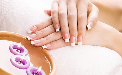 艶やかな指先へ