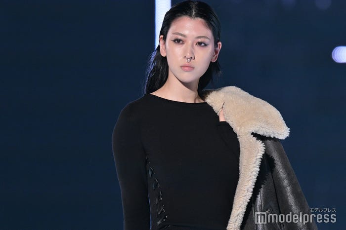 三吉彩花(C)モデルプレス