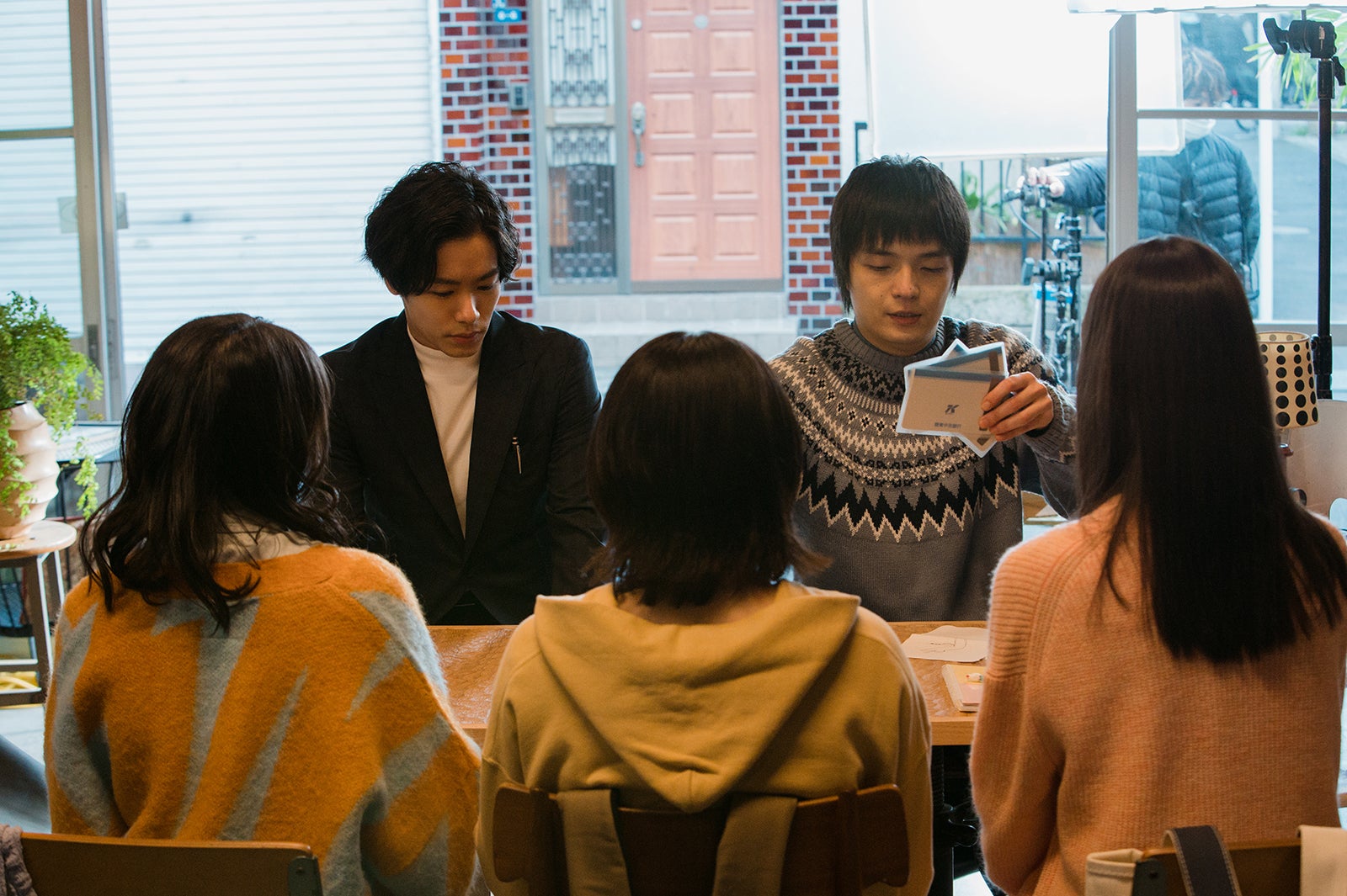 川村壱馬、岡山天音「日曜の夜ぐらいは…」第5話より（C）ABCテレビ