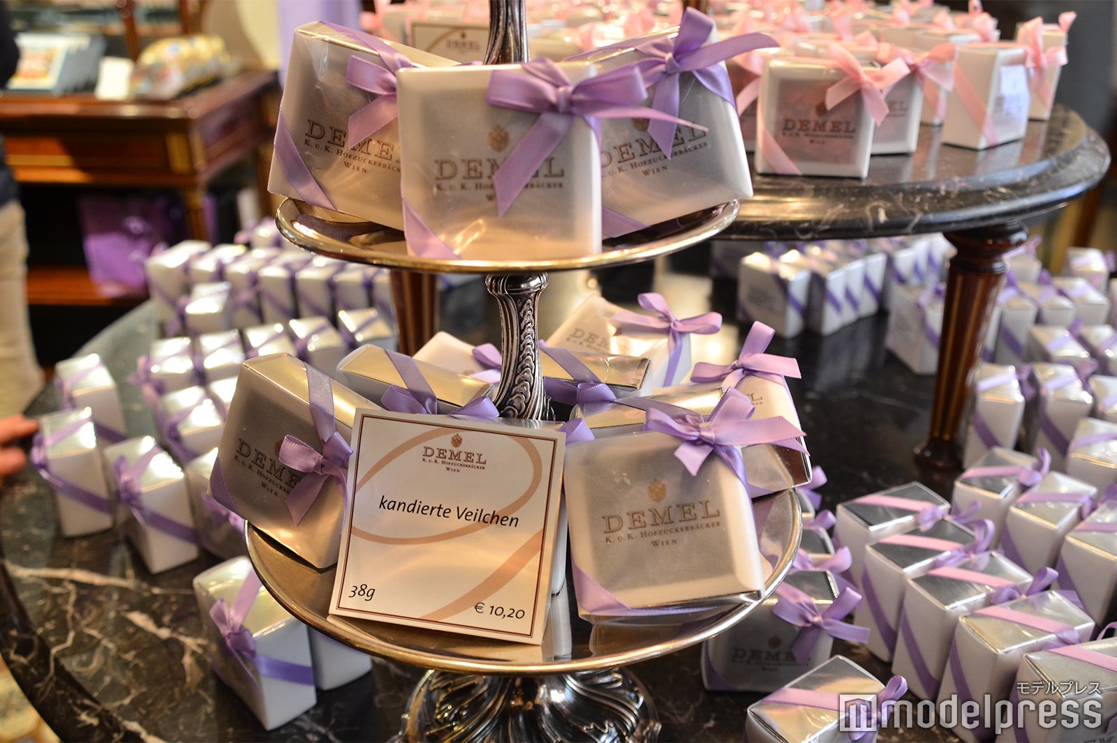 デメル名物・スミレの砂糖漬け（C）モデルプレス