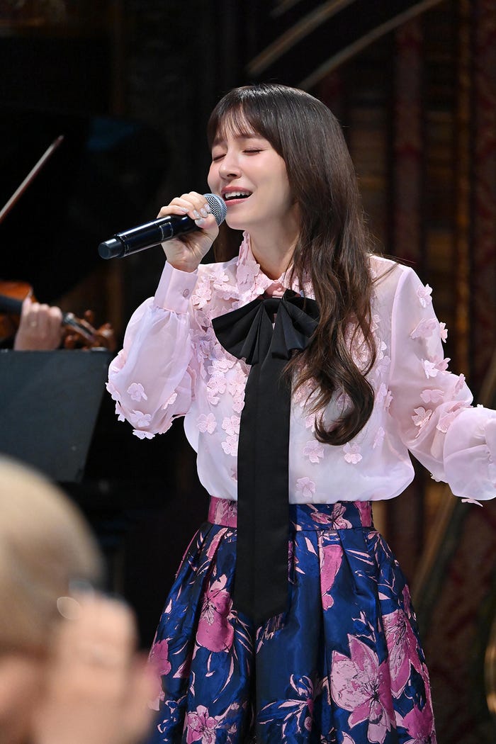 May J.(C)ABCテレビ