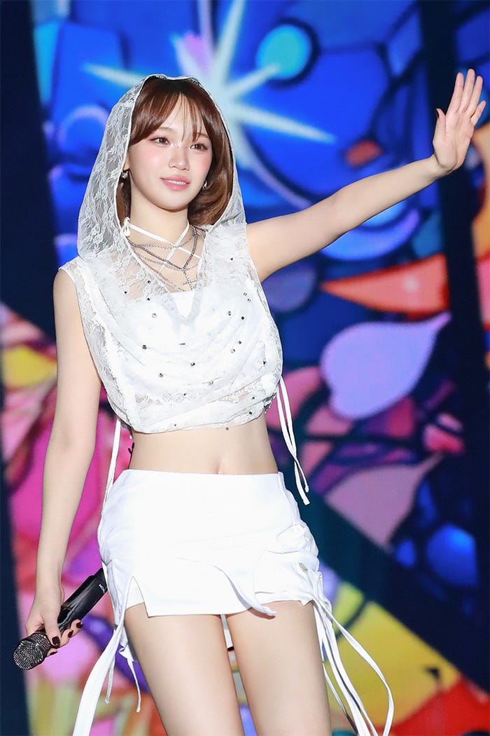 KIM CHAEWON(P)&(C)SOURCE MUSIC