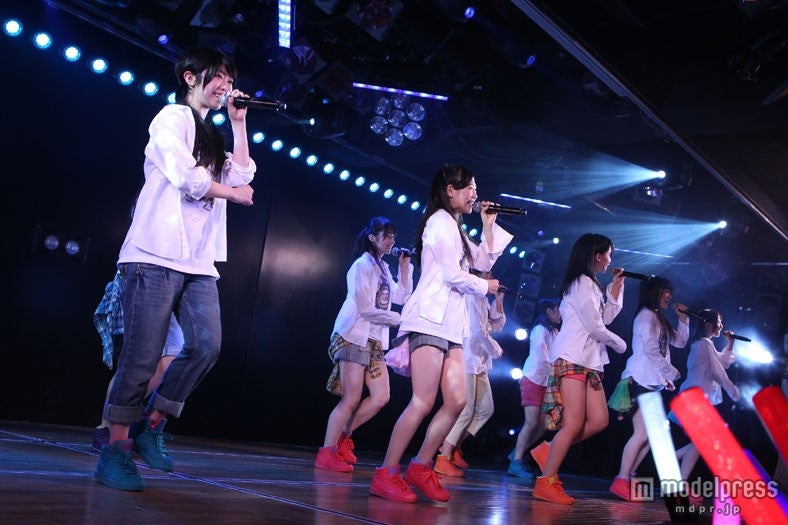 AKB48劇場公演が3000回達成／研究生公演「パジャマドライブ」（夜公演）（C）AKS