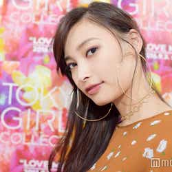 モデルプレス - 大政絢の“色白美肌”が美しい!夏終わりのケア法を明かす