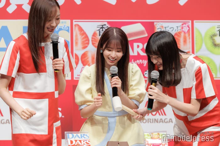 梅澤美波、菅原咲月、遠藤さくら(C)モデルプレス