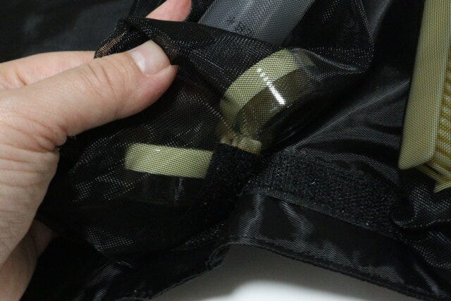 トラベル化粧バッグ 素材感 トラベル化粧バッグ 素材感