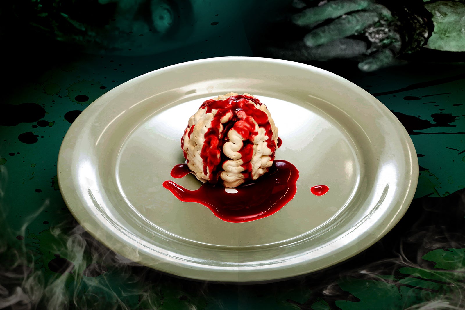 ゾンビ脳みそケーキ800円（C）2017 SANRIO CO，．LTD．