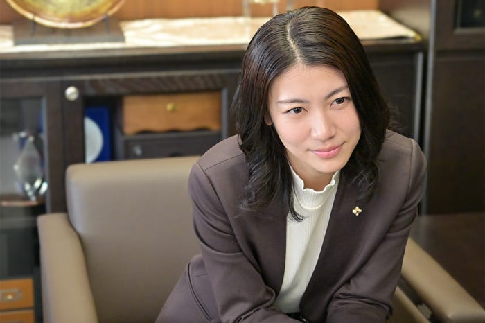 瀧内公美「クジャクのダンス、誰が見た?」第5話(C)TBS