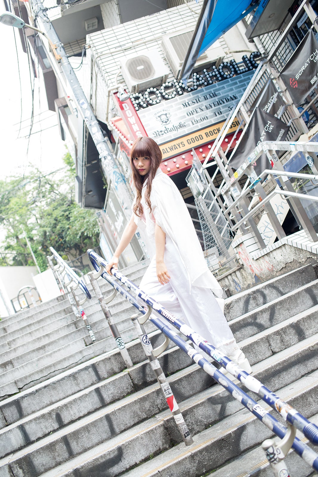 「ミスiD2016」公式フォトブック「わたしだけがいない世界。」（撮影：青山裕企）