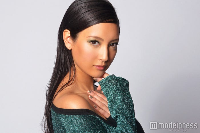 菜々緒 (C)モデルプレス