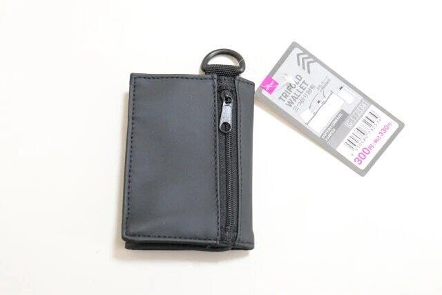 ダイソー　三つ折り財布　パッケージ