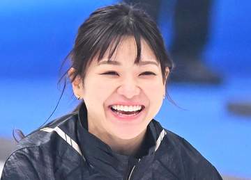 「目元が似てるー」3月ロコ退団の吉田知那美 亡き父親とのレア2ショ公開 幼少期の抱きかかえられた姿にファン「素敵なお父さんですね！」