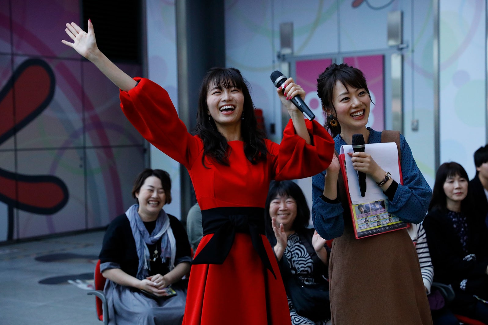 岡崎紗絵（C）カンテレ・BSフジ