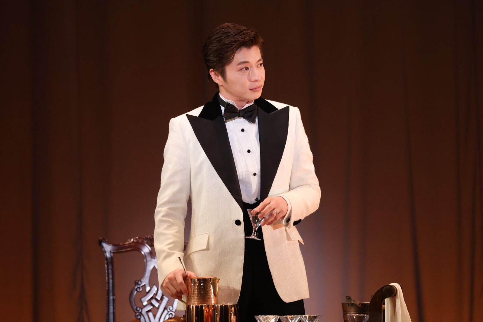 田中圭「陽気な幽霊」初日公演より（提供写真）