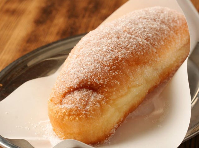 給食のあげぱん200円～／画像提供：サービスマート