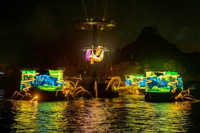 ラプンツェルは勇気を出して塔から抜け出し新たな冒険へ