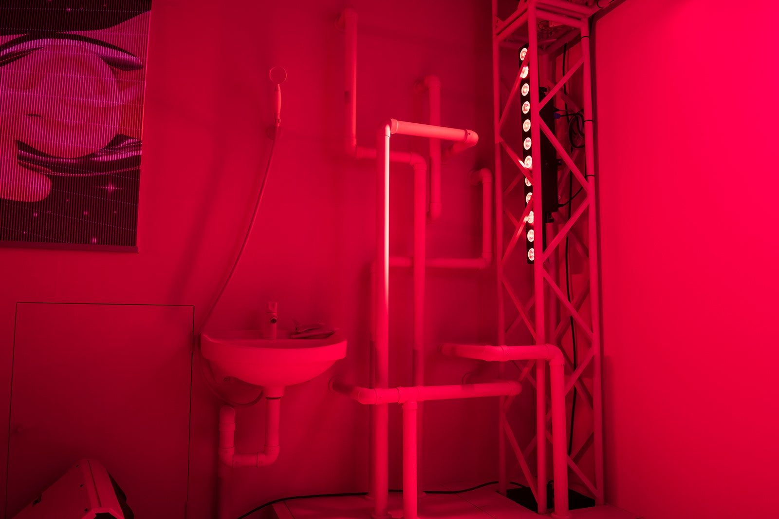 2F TECH Dancehall（画像提供：avex）