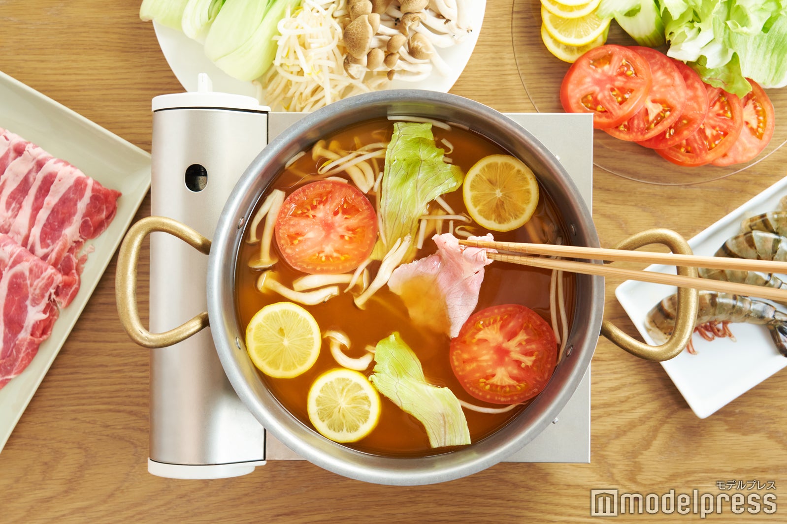 「レモン香るエスニックしゃぶしゃぶ」（C）モデルプレス