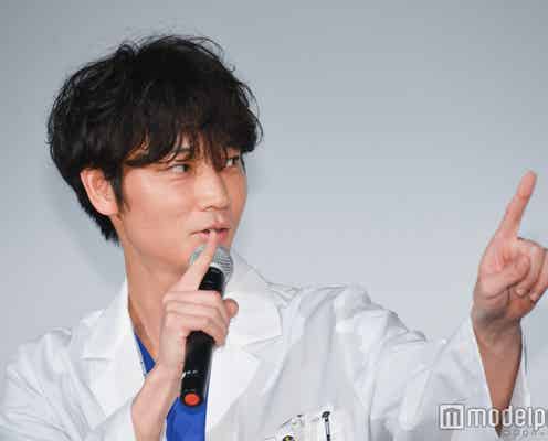 綾野剛、まさかの恋ダンス 星野源ら“主役級キャスト”と1年半を振り返り止まらなくなる