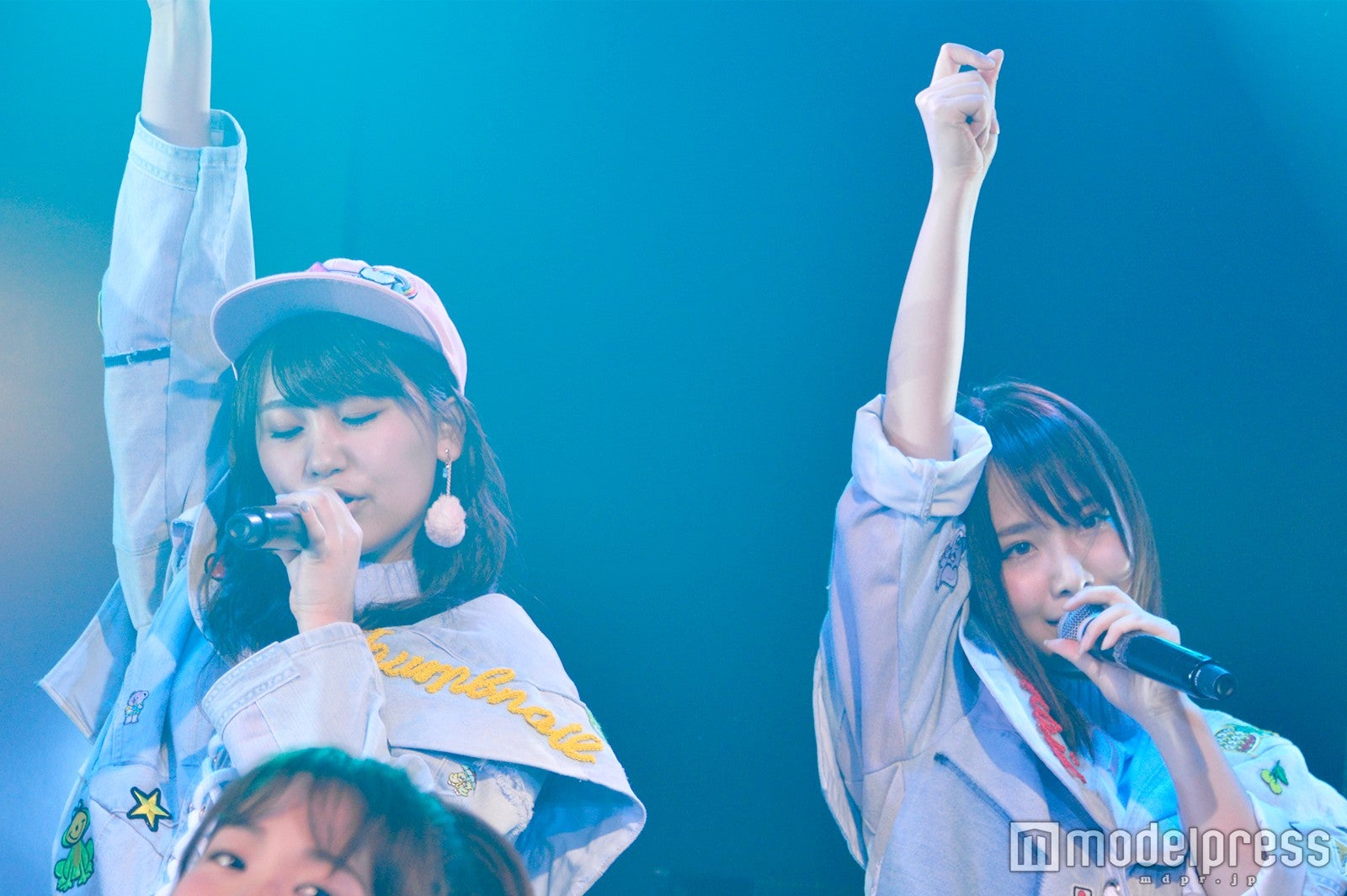 小嶋真子、高橋朱里／AKB48「サムネイル」公演（C）モデルプレス