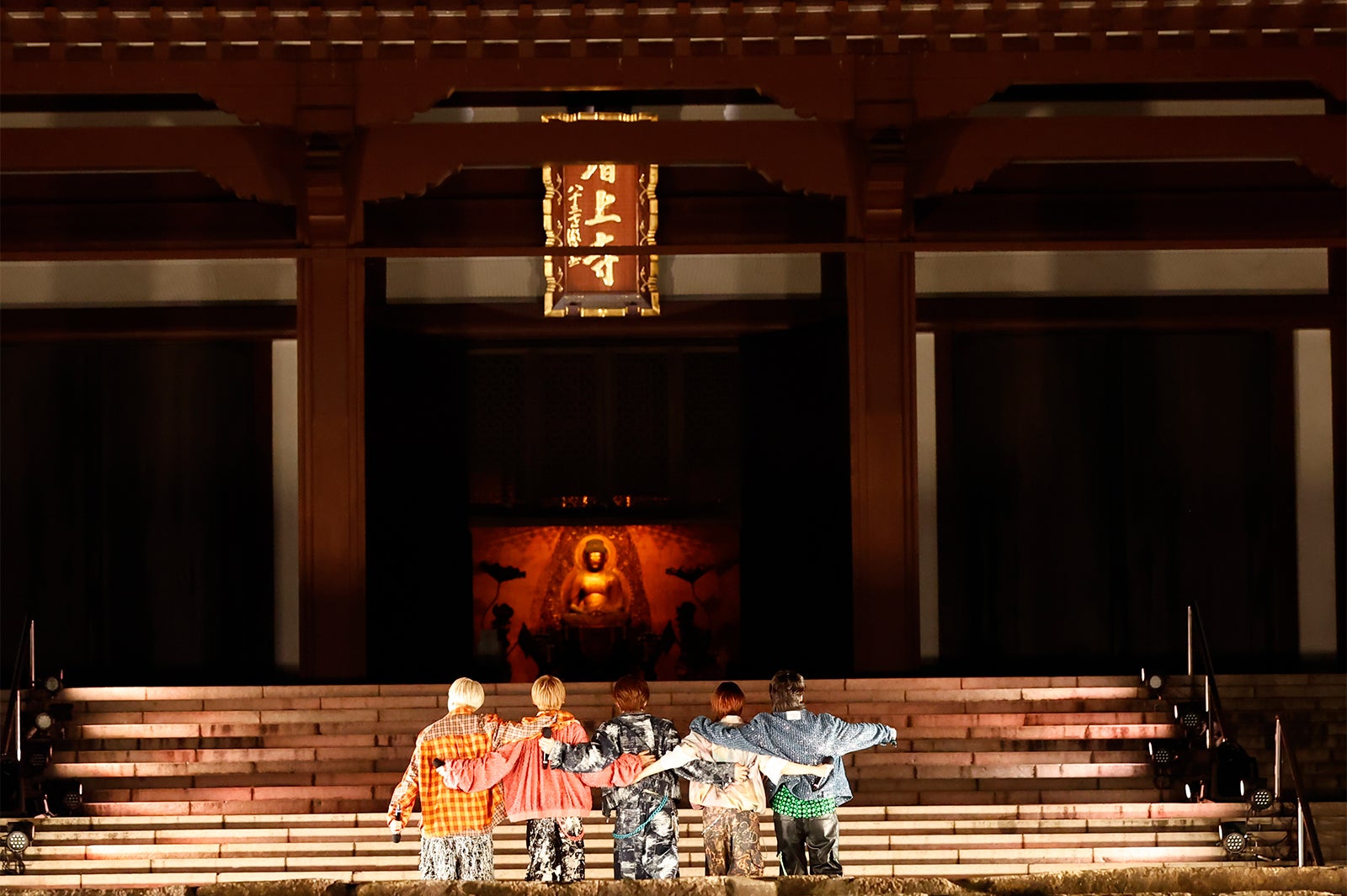 KEY TO LIT（提供写真）