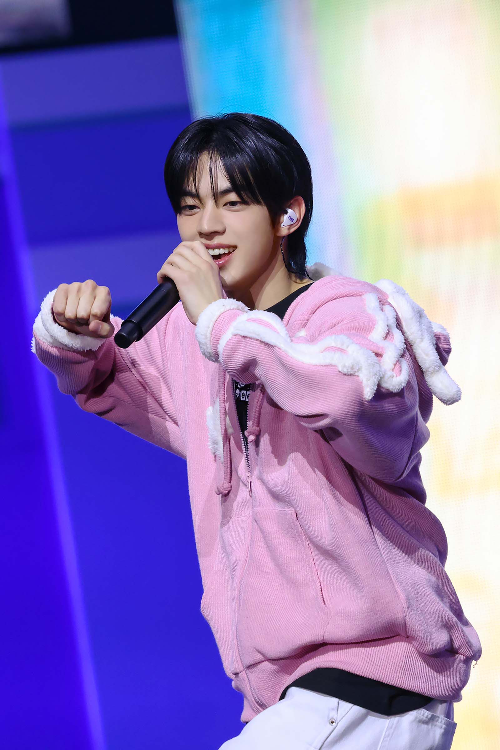 DOHOON（P）＆（C）PLEDIS Entertainment