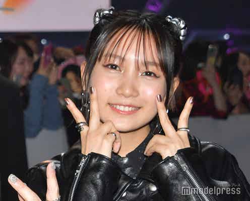 幾田りら、ほっそり美脚披露 印象ガラリな大人スタイリングに「雰囲気変わる」「魅力的」と反響
