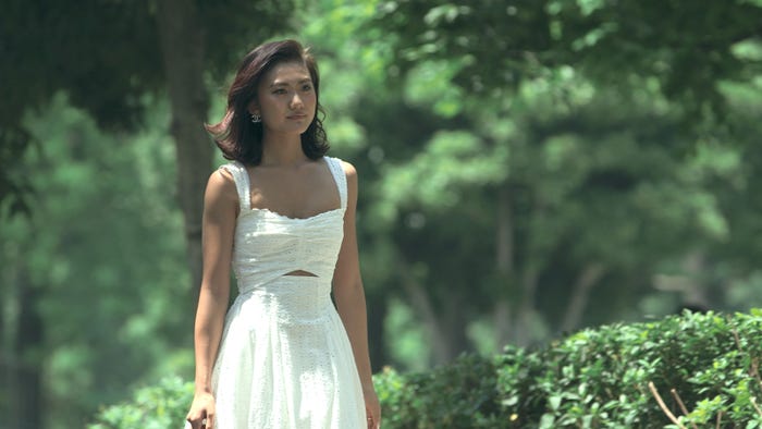 「TERRACE HOUSE OPENING NEW DOORS」又来綾(C)フジテレビ/イースト・エンタテインメント