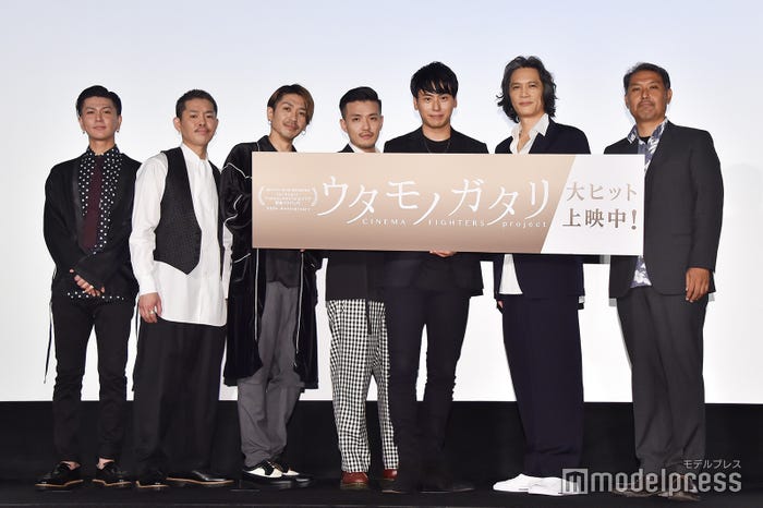 DEEP(RYO、YUICHIRO、TAKA、KEISEI)、山下健二郎、加藤雅也、岸本司監督(C)モデルプレス