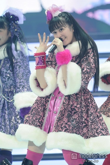 佐々木彩夏／photo by Hajime Kamiiisaka