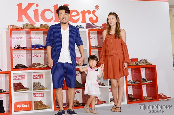 イベントでは家族3人で登場