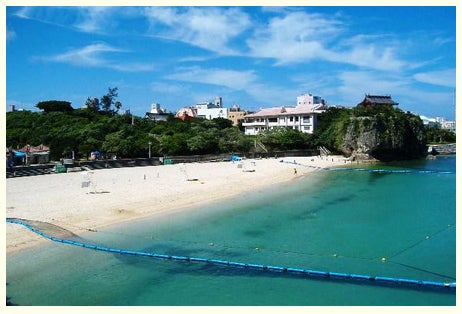 波の上ビーチ／「那覇ナビ」オフィシャルサイトより