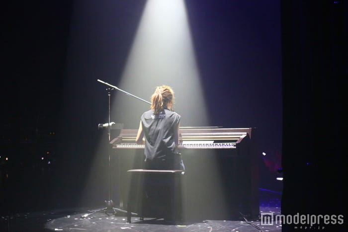 ピアノ演奏を披露/板野友美